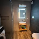Apartamento уют,спокойствие,сигурност на метри от плажа
