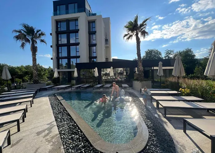 уют,спокойствие,сигурност на метри от плажа