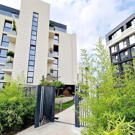 уют,спокойствие,сигурност на метри от плажа Apartment