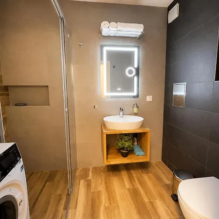 Apartmán уют,спокойствие,сигурност на метри от плажа