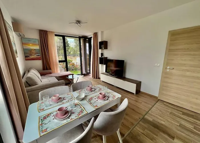 уют,спокойствие,сигурност на метри от плажа Sankt Konstantin & Helena